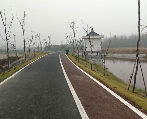 河道整治及堤頂?shù)缆饭こ?></div><p class="text-more">河道整治及堤頂?shù)缆饭こ?/p></a></li>            
                
            <li id="bbhn5tlx7"    class="xb3 xl6 layui-col-lg4 layui-col-xs6"><a href="/pho/gcyj7.html" target="_blank"><div   id="bbhn5tlx7"   class="auto-img"><img src="/editor/attached/image/20191205/20191205155134_20972.jpg" alt=